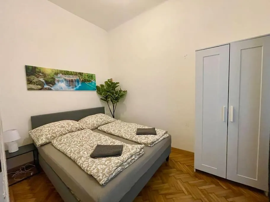 70 M2 Premium Apartment With Terrace & Free Parking Vienna Austria